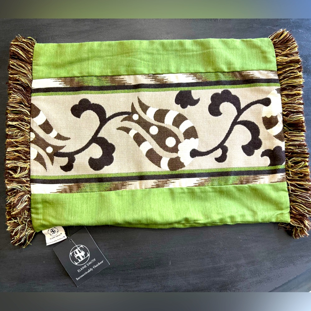 Luxury brand Elaine Smith 12x20 pillow cover.